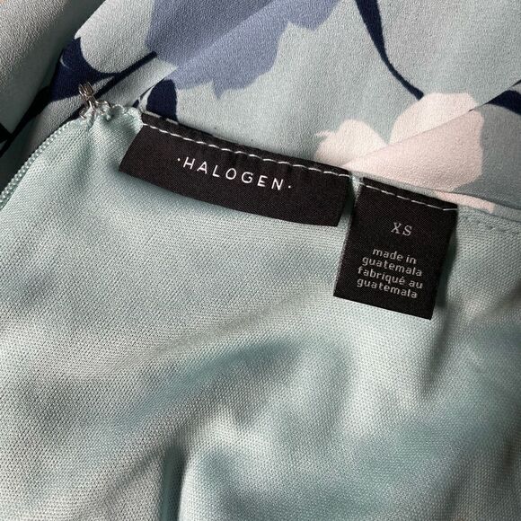 Halogen(r) Gathered Neck Midi Dress In Blue- Navy Floral Size XS - Picture 6 of 7